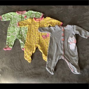 SOLD 3 Carter’s footies